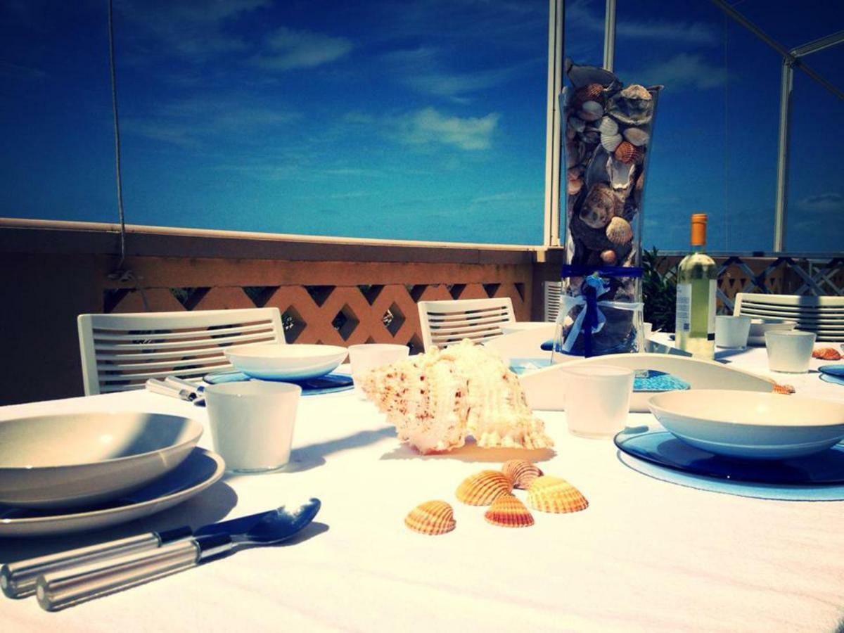 Amazing Sea View Flat Villa Tirrenia Exteriör bild