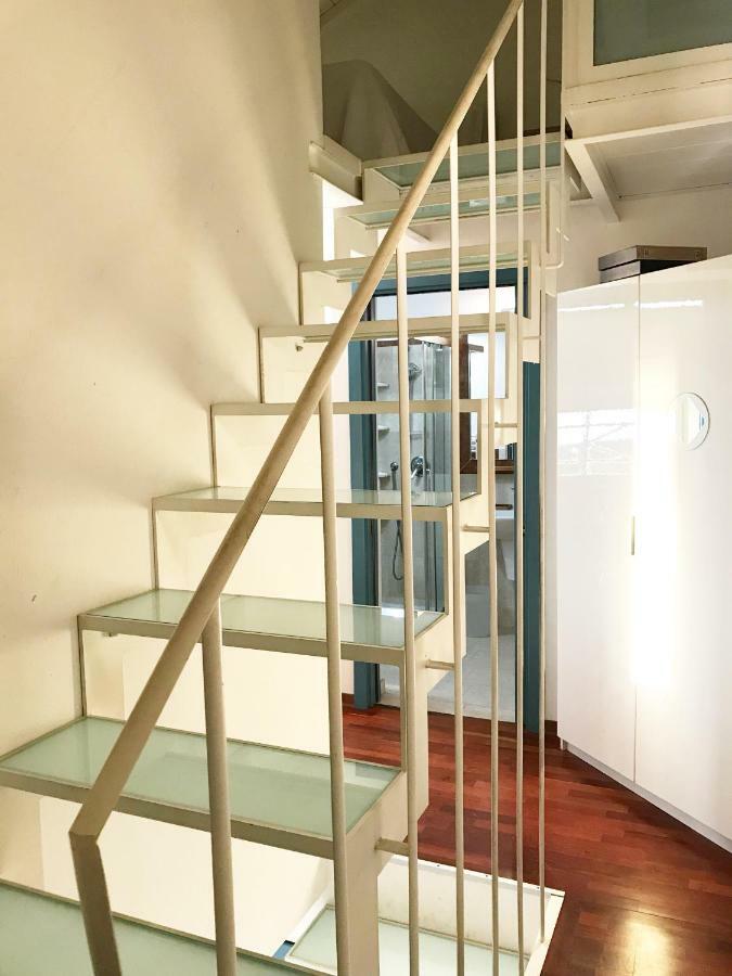 Amazing Sea View Flat Villa Tirrenia Exteriör bild